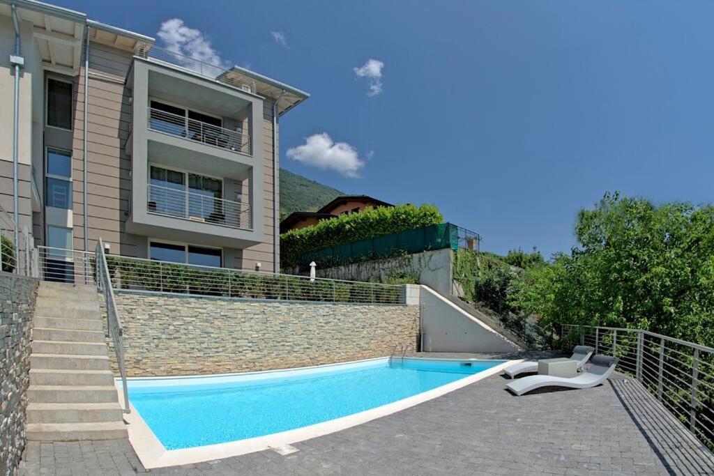 Residenza Simona Apartment Mezzegra Exterior photo