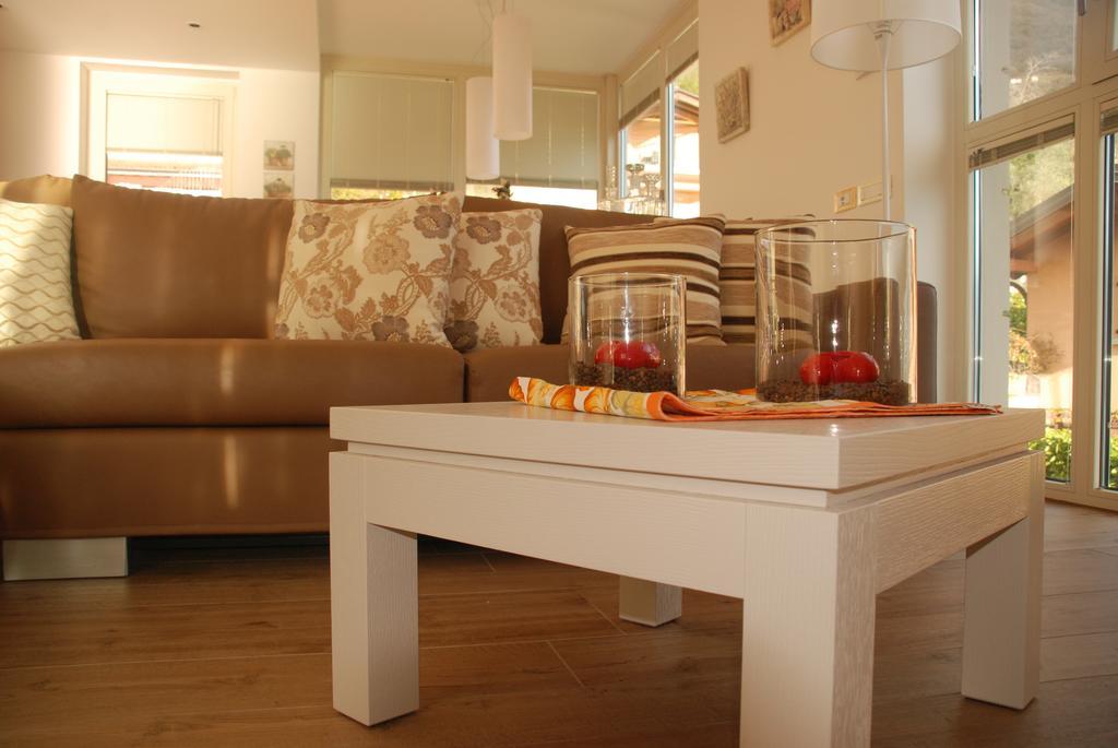 Residenza Simona Apartment Mezzegra Room photo